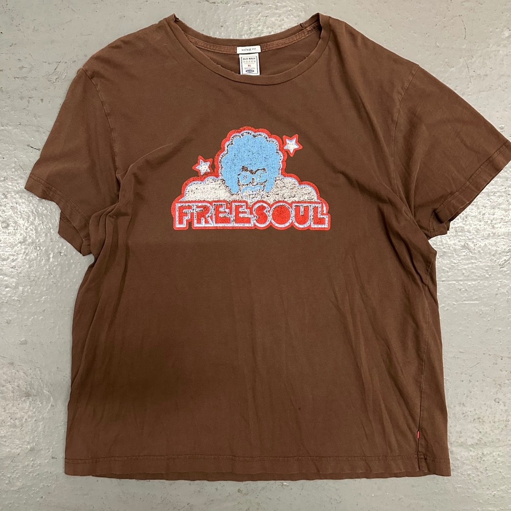 Vintage Old Navy Mens Free Soul Graphic T Shirt XL Brown Preowned Distressed